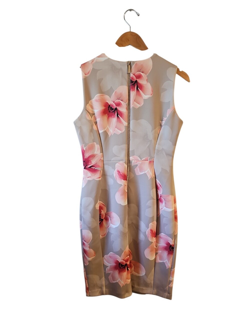 Calvin KleonSleeveless Beige Pink Floral Scuba Sheath Dress Sz 8 - Picture 4 of 5